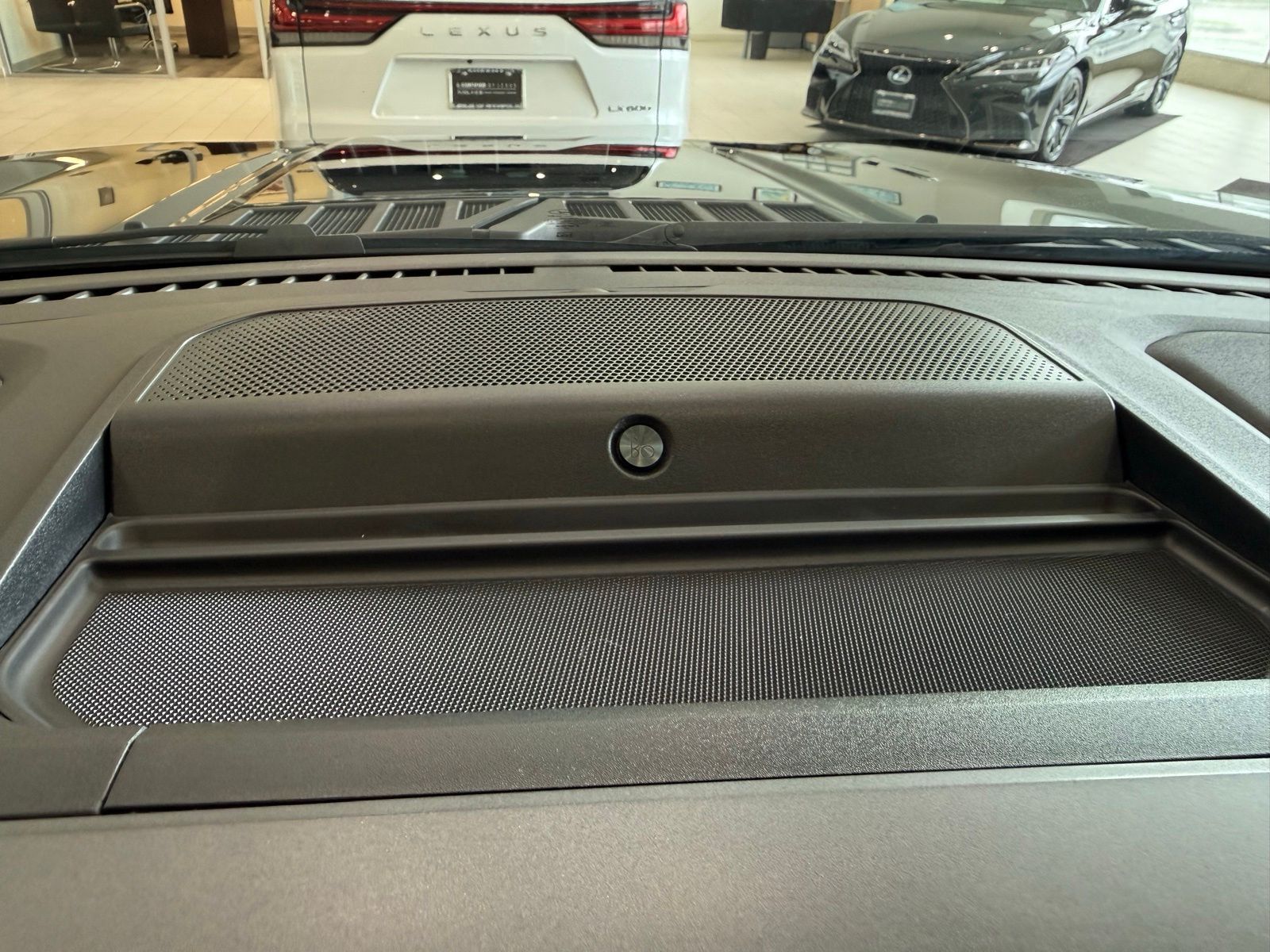 Used 2022 Blue Ford Lariat image 24