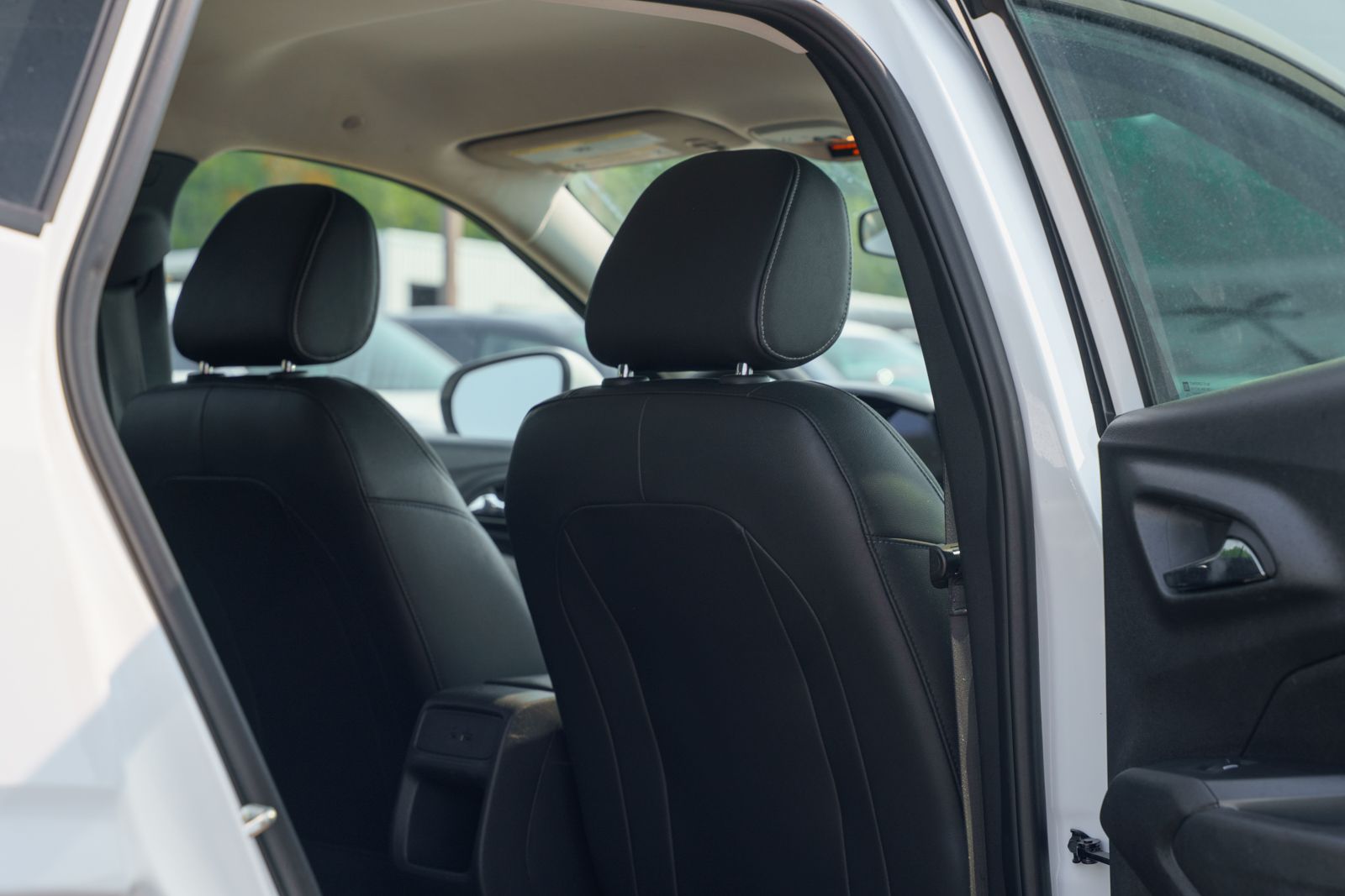 Used 2025 Chevrolet Trax SUV