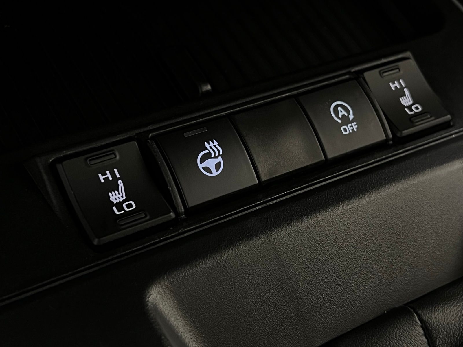 Thumbnail: 2026 Toyota Corolla Cross - 16