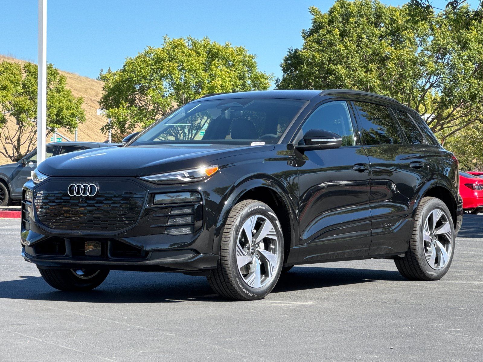 Mythos Black Metallic 2027 Audi Q6 e-tron SUV / Crossover All-Wheel Drive Automatic
