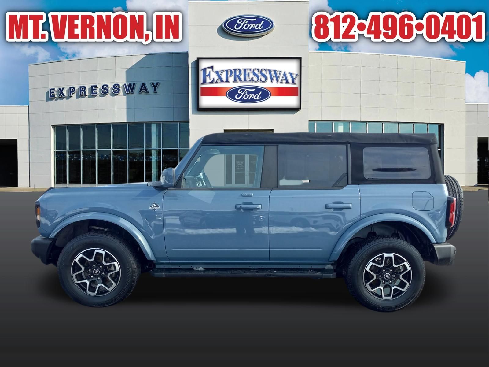 2023 Ford Bronco image 7