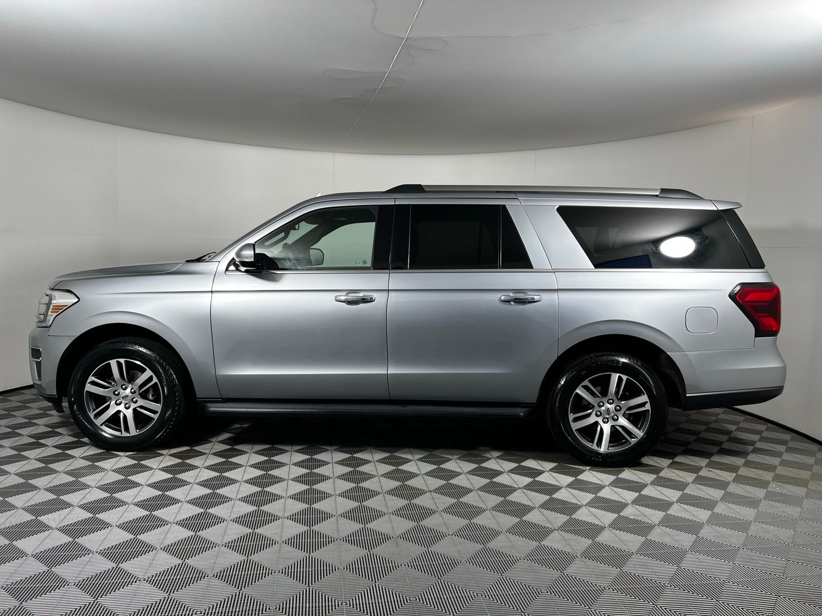 Thumbnail: 2024 Ford Expedition MAX - 8