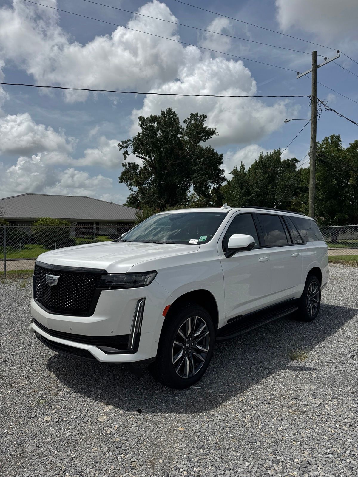 Crystal White Tricoat 2022 Cadillac Escalade ESV SUV / Crossover Four-Wheel Drive