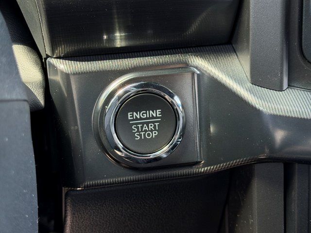 New 2026 Agate Black Metallic Ford Lariat image 28