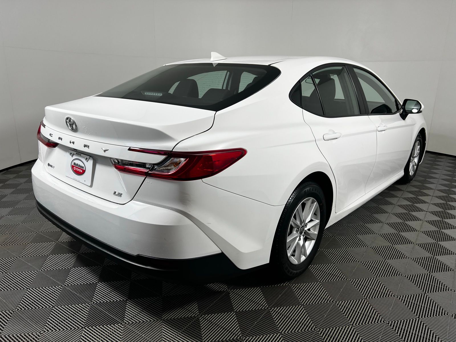 Thumbnail: 2025 Toyota Camry - 5