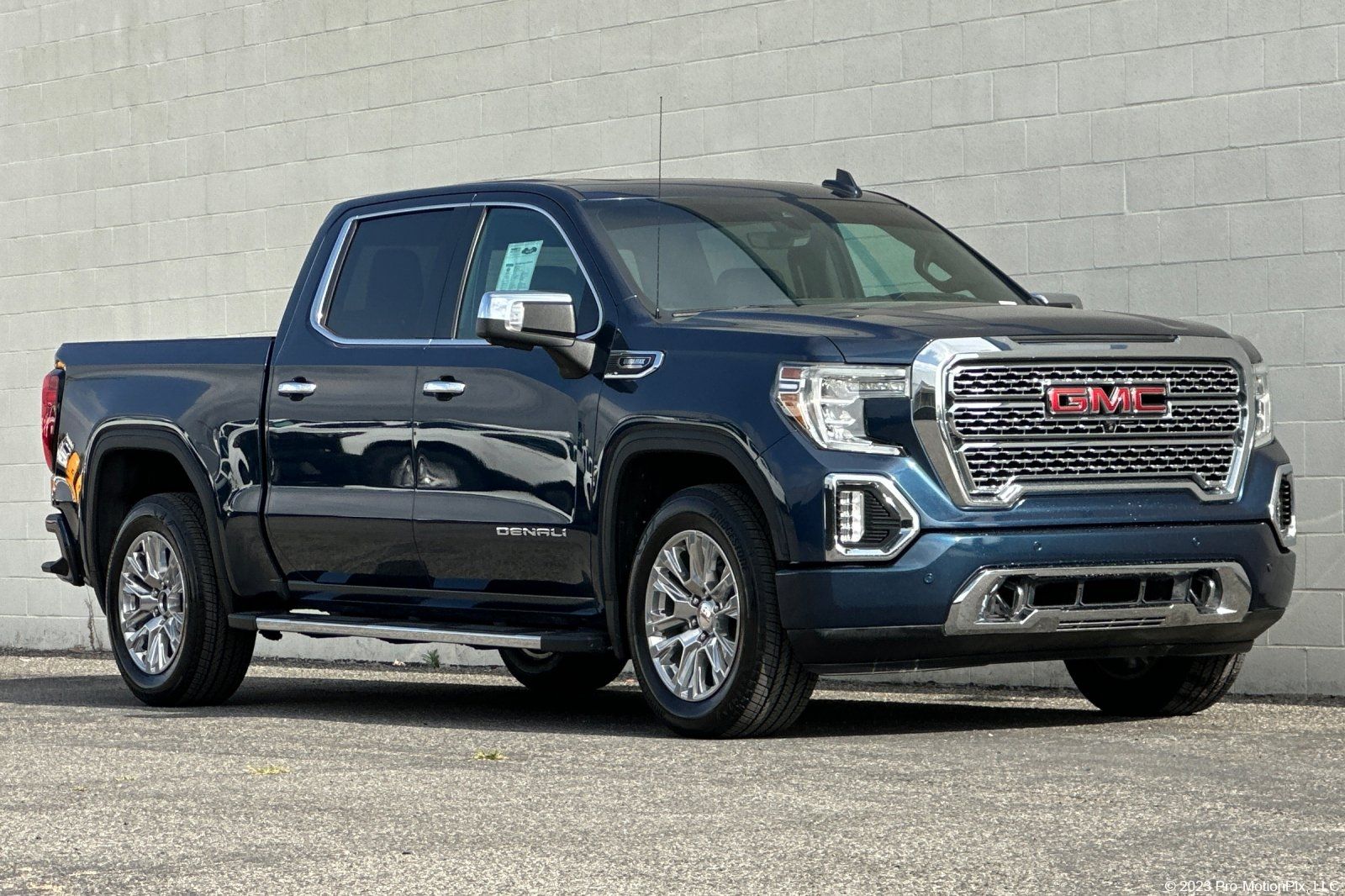 Pacific Blue Metallic 2021 GMC Sierra 1500 Denali Crew Cab RWD Pickup Truck 4X2 Automatic