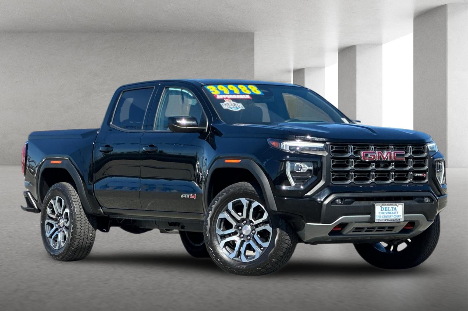 2024 GMC Canyon AT4 Crew Cab 4WD
