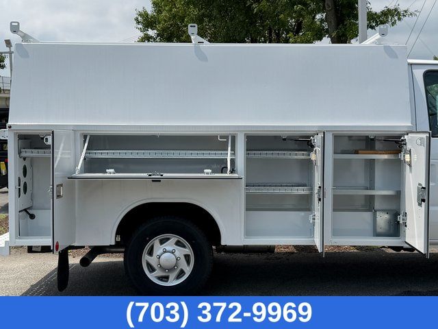 New 2026 Oxford White Ford SD image 9