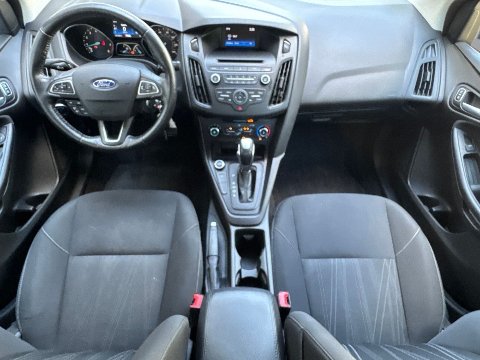 Used 2016 Blue Candy Metallic Tinted Clearcoat Ford SE image 3