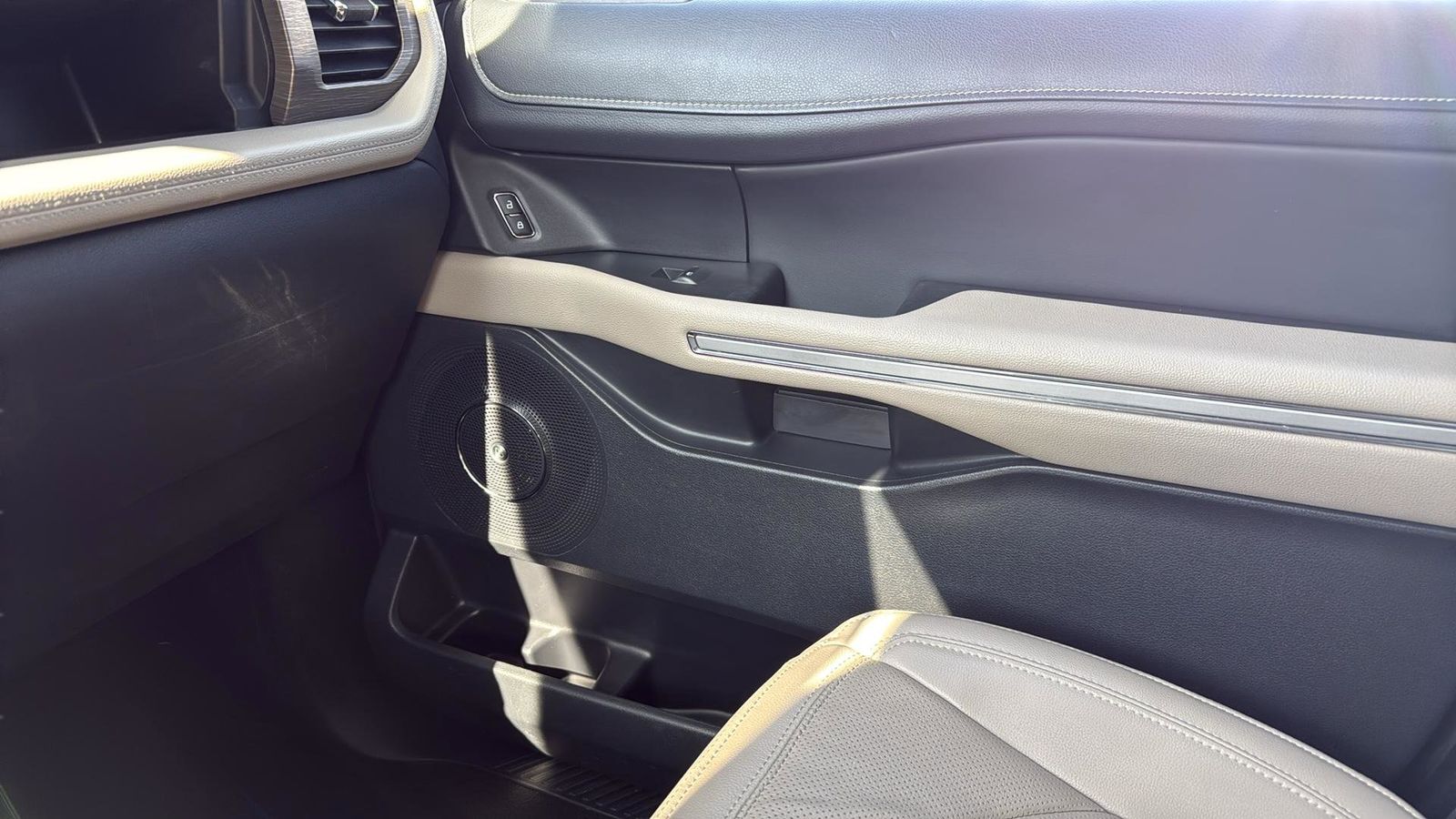 Used Car 2024 Ford Expedition Max  Limited For Sale Under $50,000 In Austin, Texas