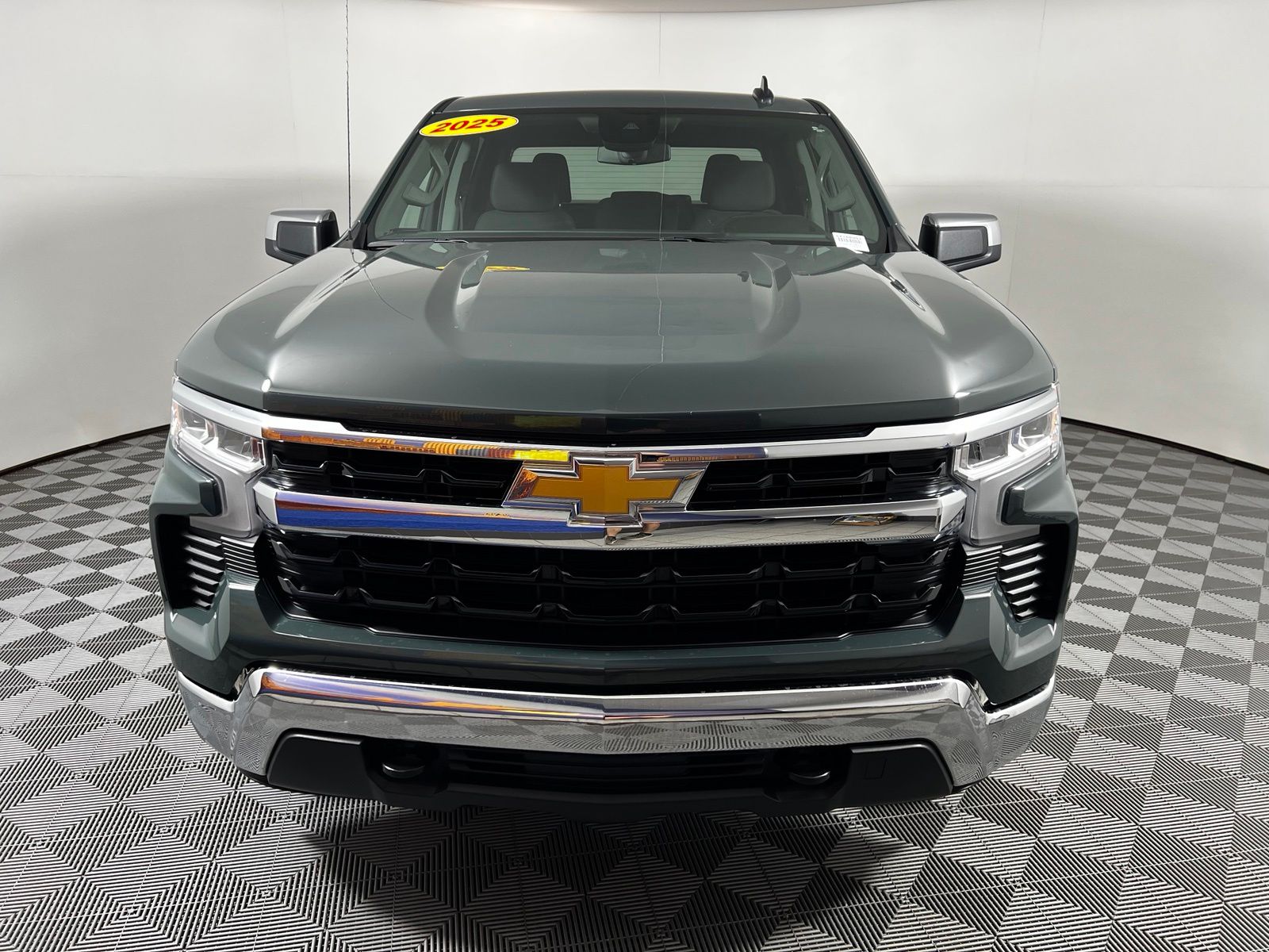 Thumbnail: 2025 Chevrolet Silverado 1500 - 2