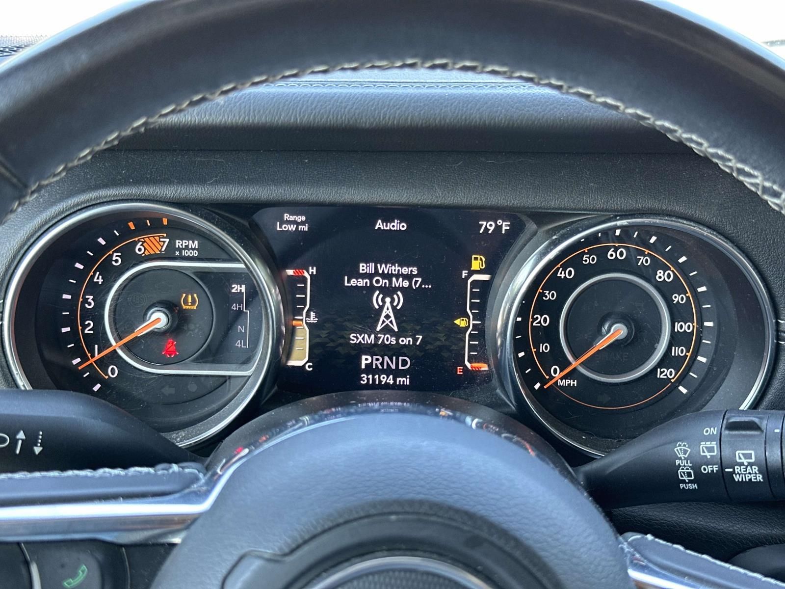 Used 2022 White Jeep Unlimited Sahara image 6