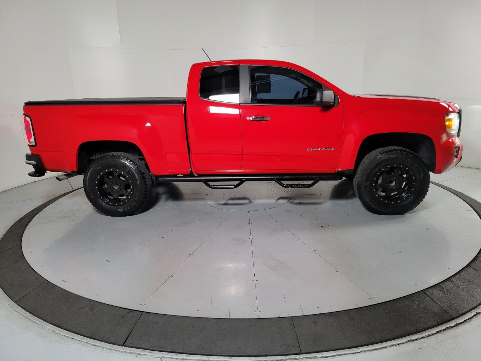 2016 GMC Canyon Base 3