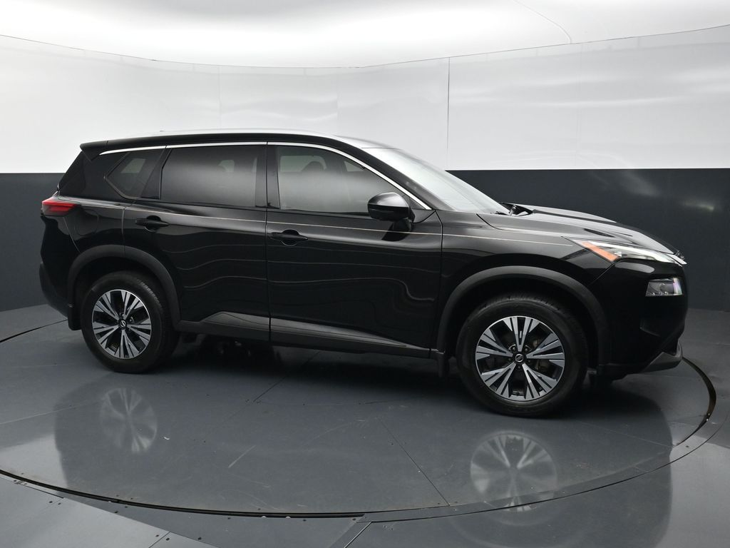 2021 Nissan Rogue SV FWD