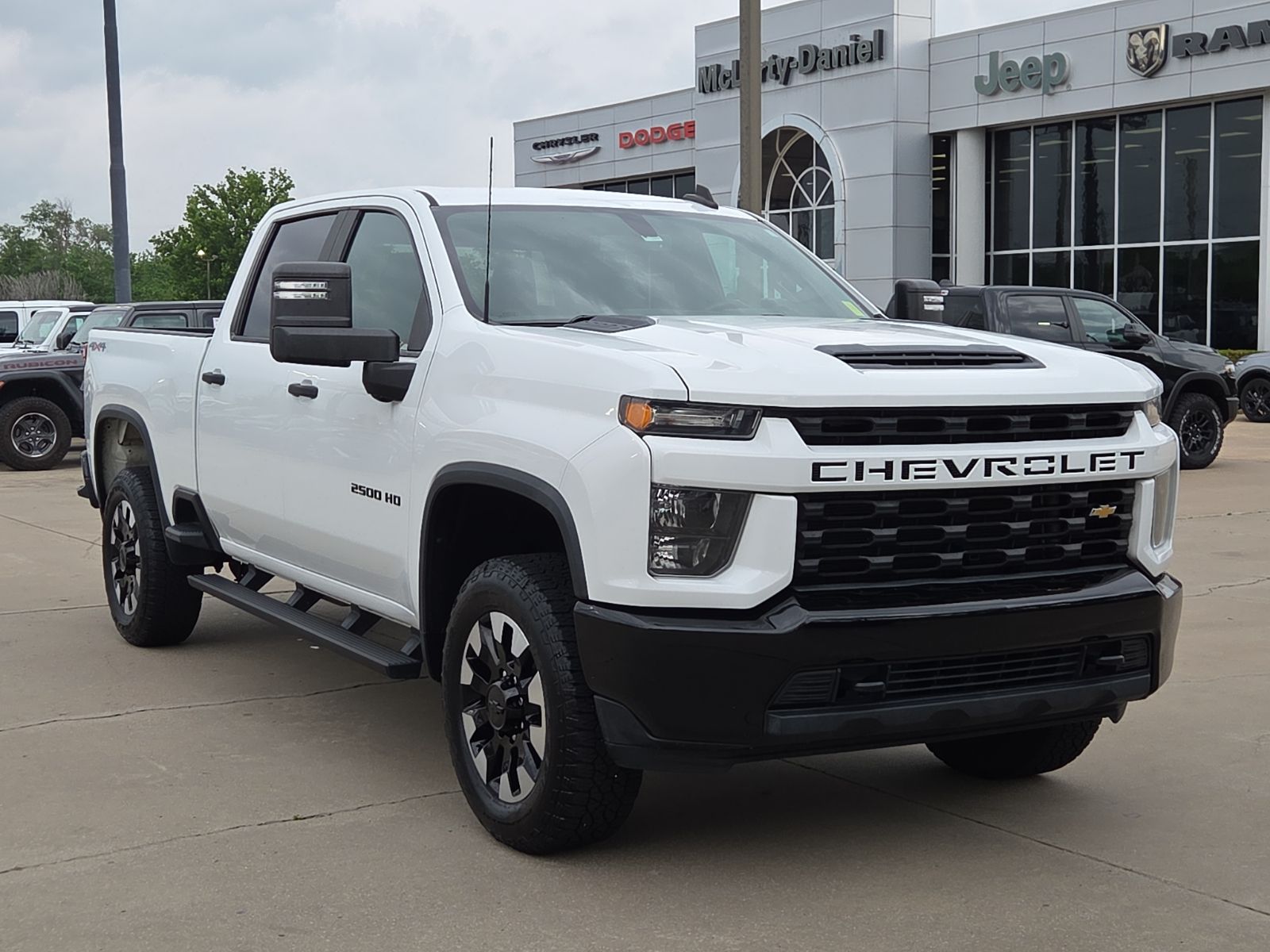 2020 Chevrolet Silverado 2500HD Custom Crew Cab 4WD