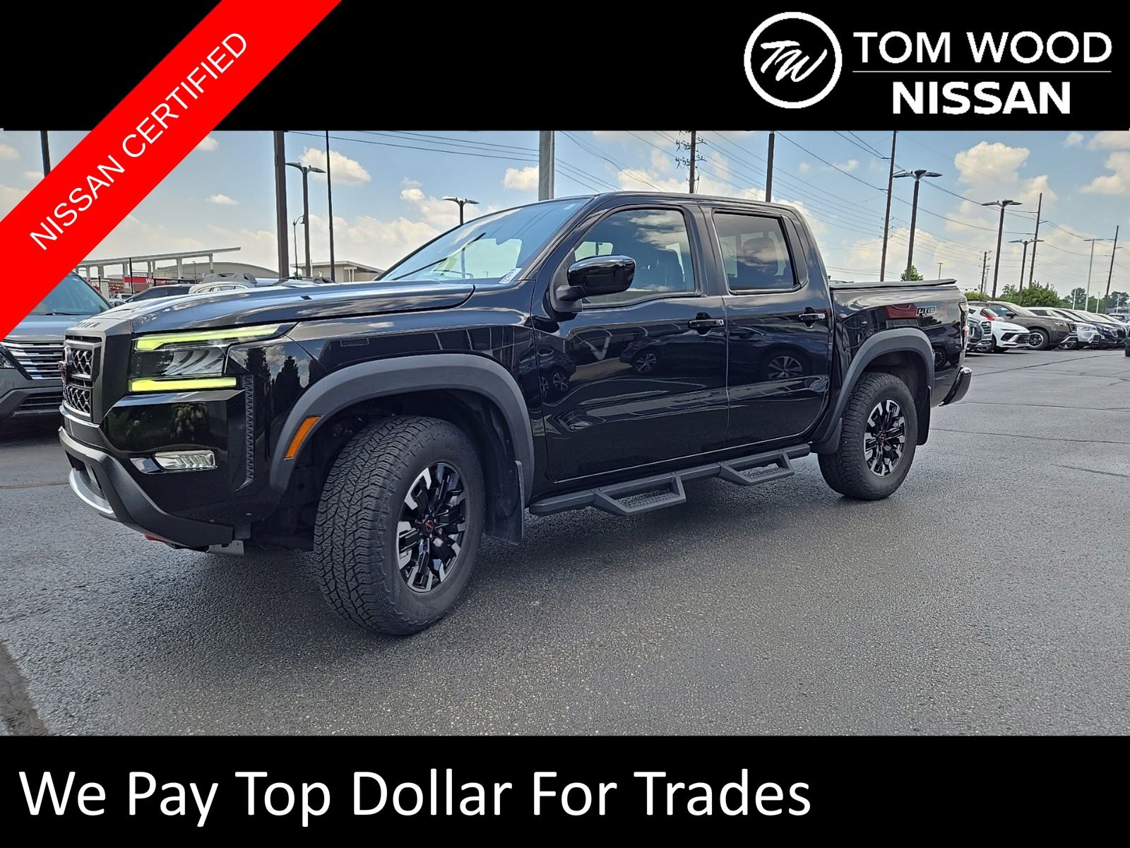 Super Black 2022 Nissan Frontier Pickup Truck Four-Wheel Drive 9-Speed Automatic