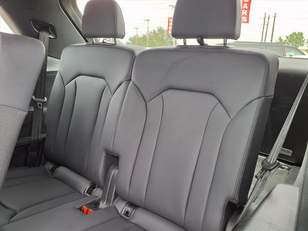 2025 Audi Q7 AWD 55 Premium Plus  at DeMontrond Auto Country