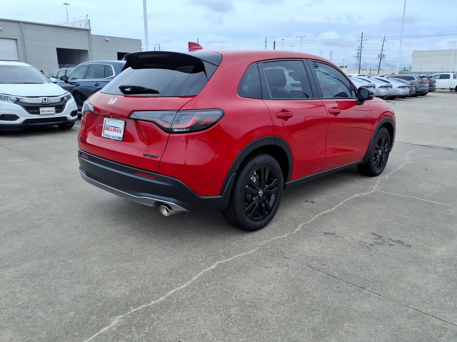 View vehicle photo 6