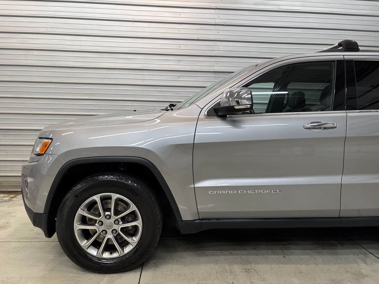 2016 Jeep Grand Cherokee Limited - Image 3