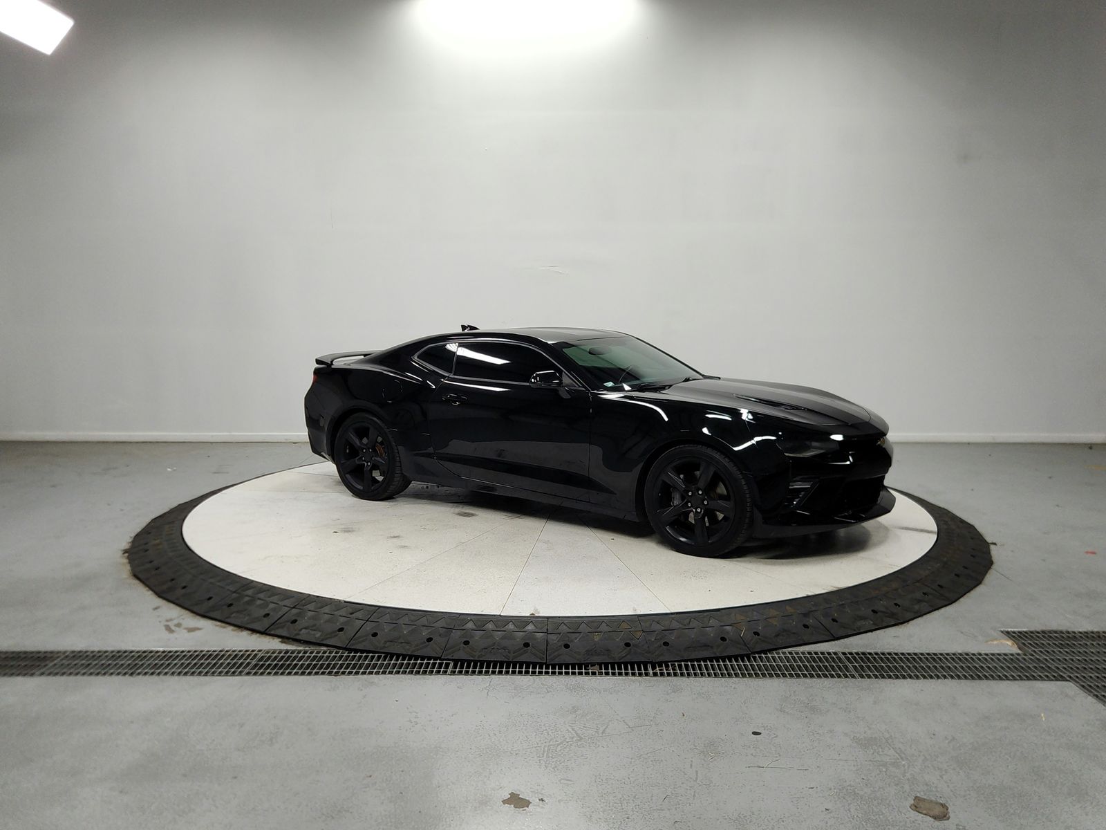  2016 Chevrolet Camaro 2SS Coupe RWD   