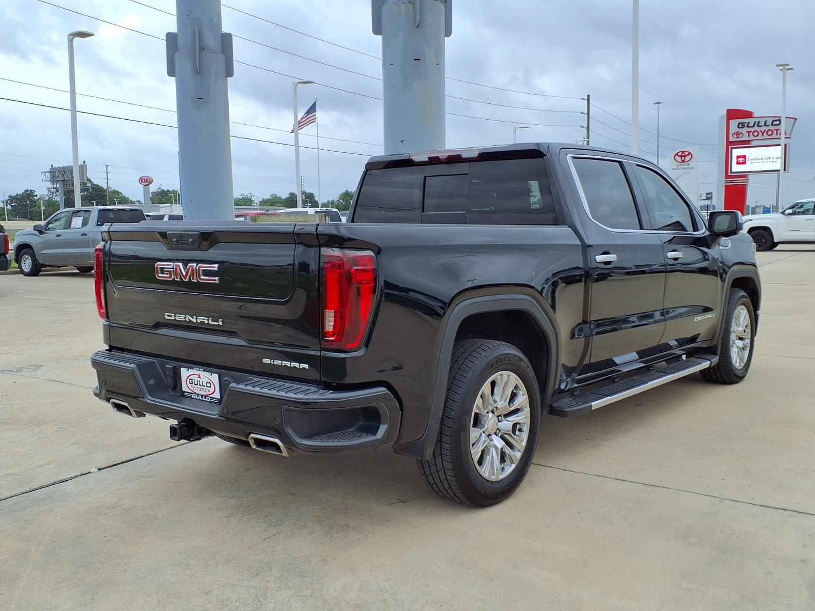 2022 GMC Sierra 1500 Denali - 5