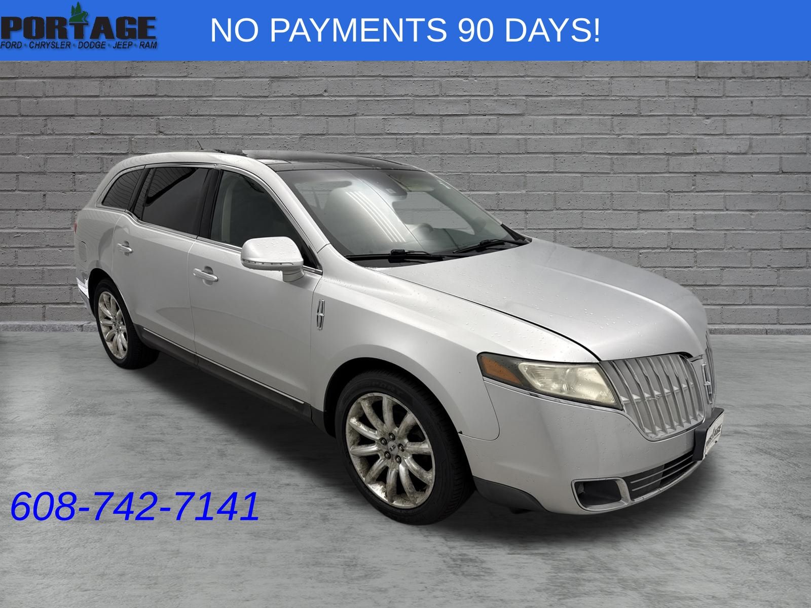 2010 Lincoln MKT Base
