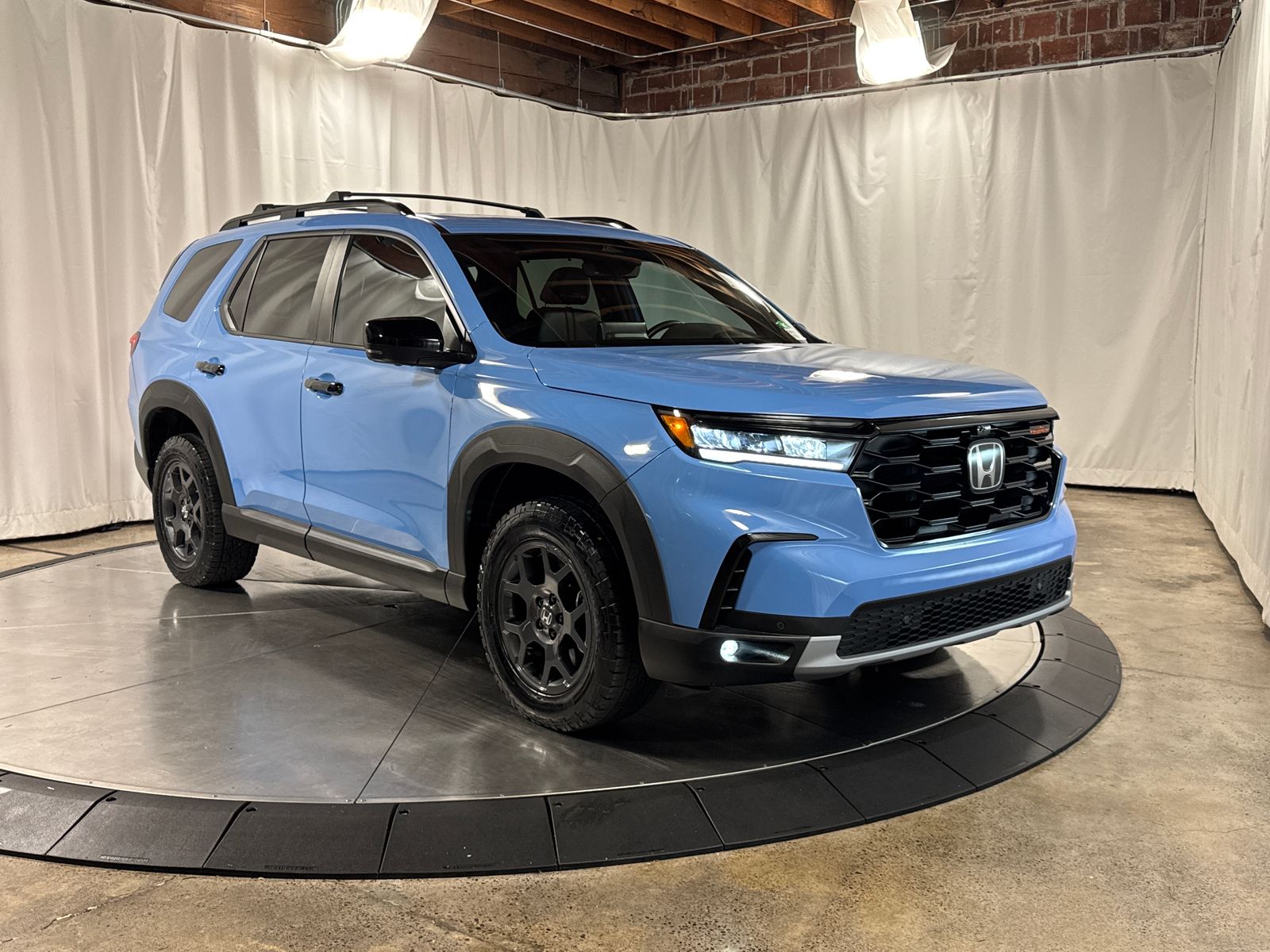 used 2023 Honda Pilot car, priced at $41,917