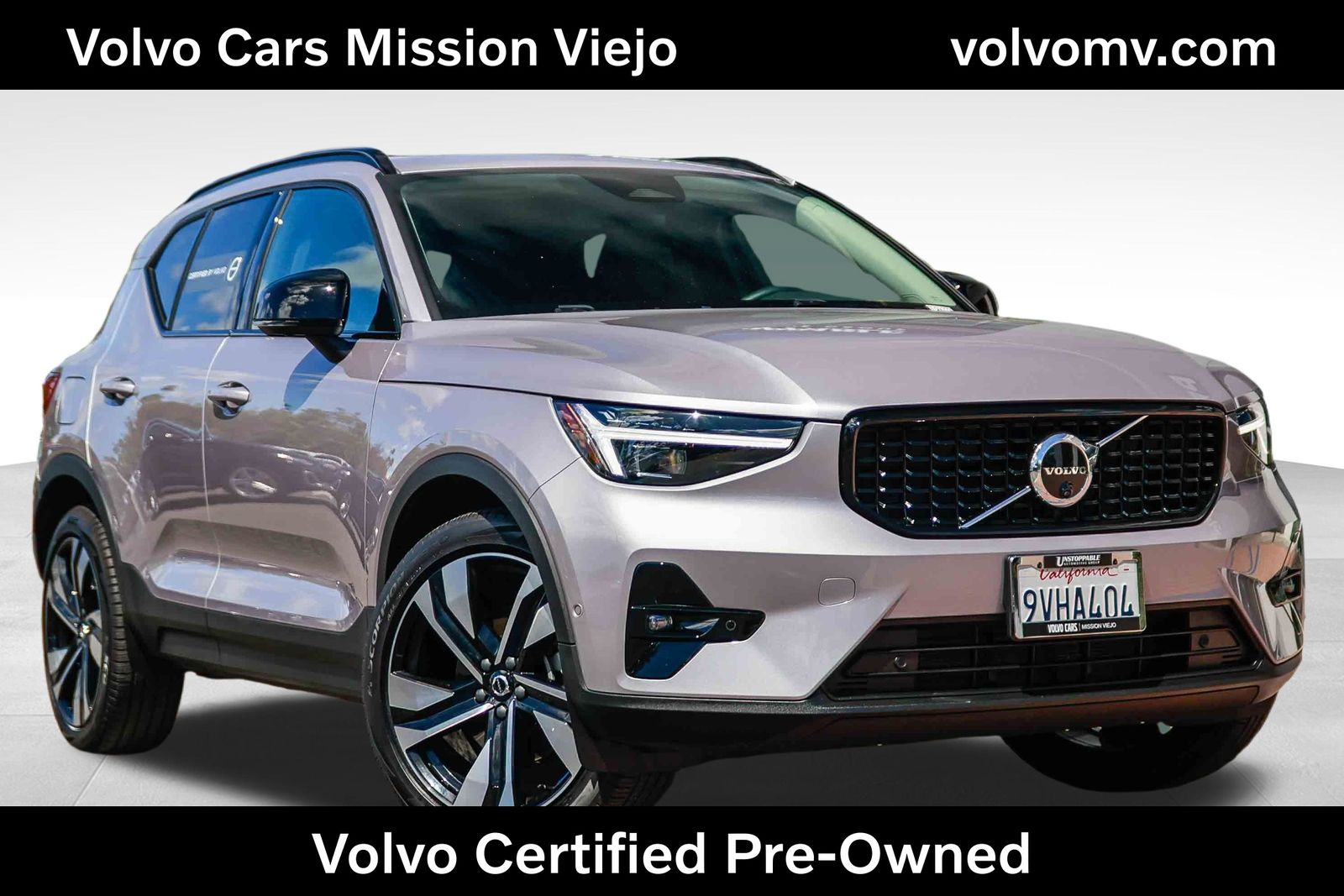 2026 Volvo XC40 B5 Ultra
