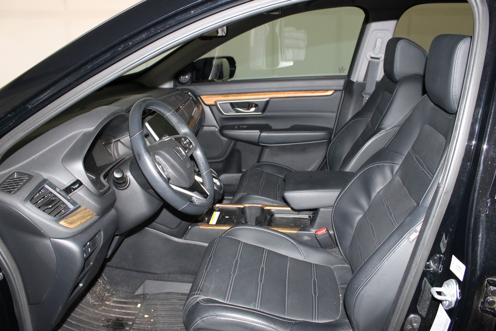 Used 2021 Black Honda Touring image 14
