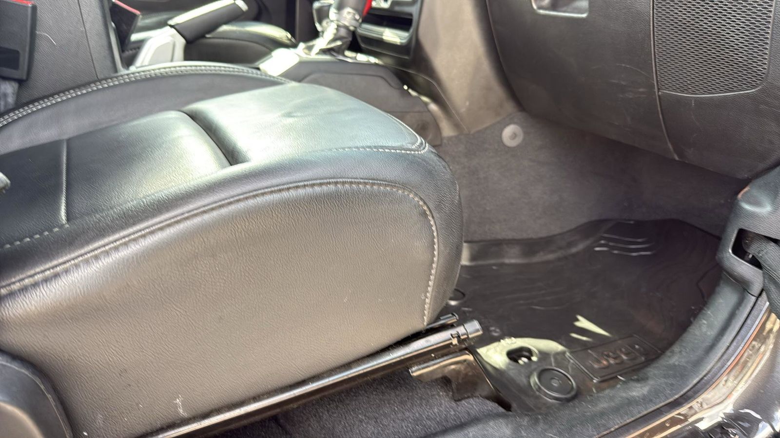 Used Car 2019 Jeep Wrangler  Unlimited Sahara For Sale Under $30,000 In Austin, Texas