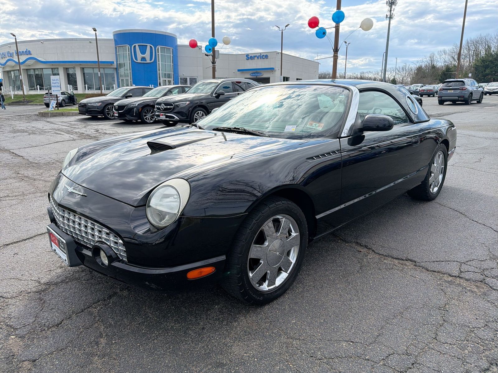 2002 Ford Thunderbird Deluxe RWD