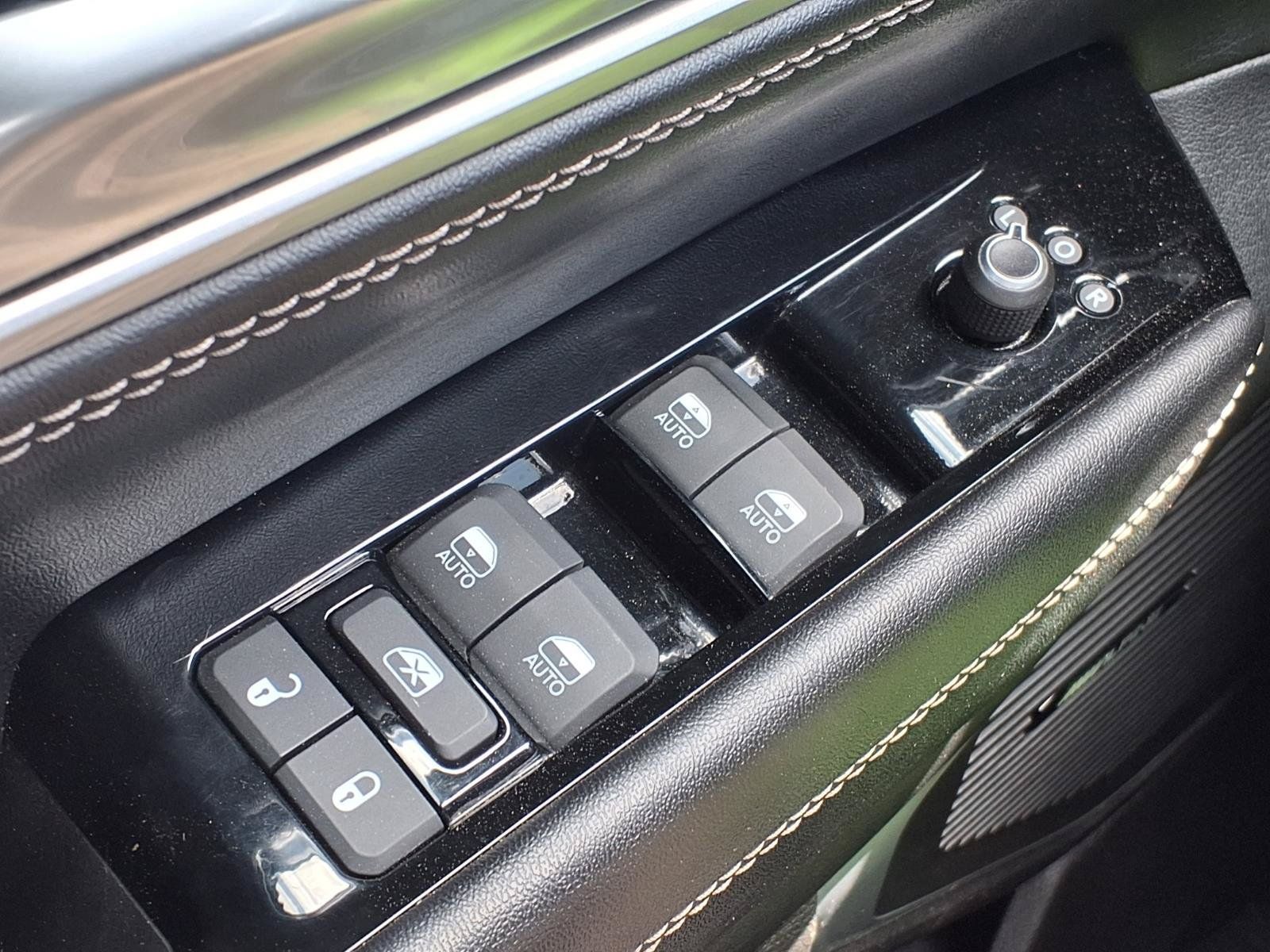 2024 Jeep Wagoneer Series III Black at River Oaks CDJR