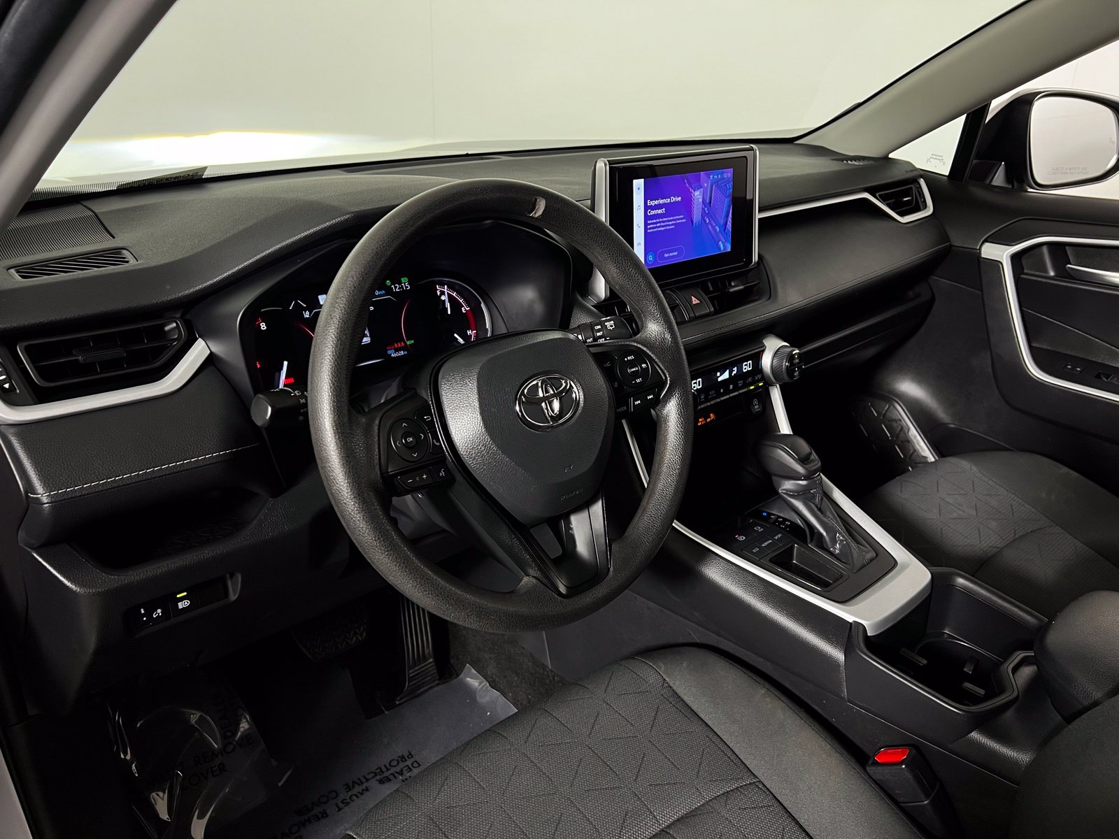 Thumbnail: 2025 Toyota RAV4 - 12