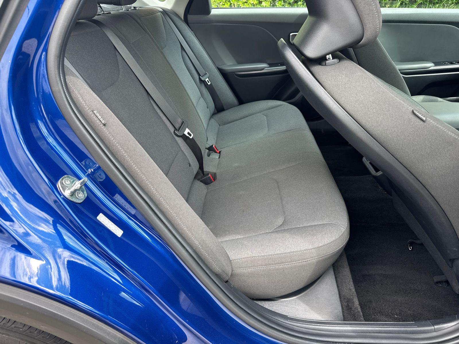 Used 2025 Blue Kia LXS image 15