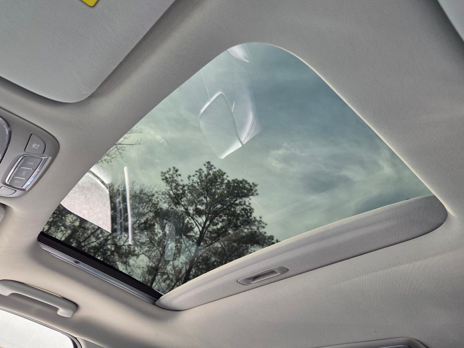 Used 2021 Silver Kia SX image 21