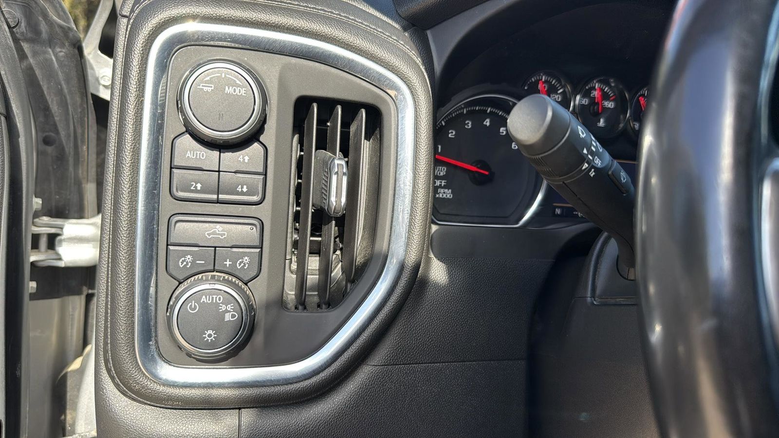 Used Car 2021 Chevrolet Silverado 1500  Lt For Sale Under $35,000 In Austin, Texas