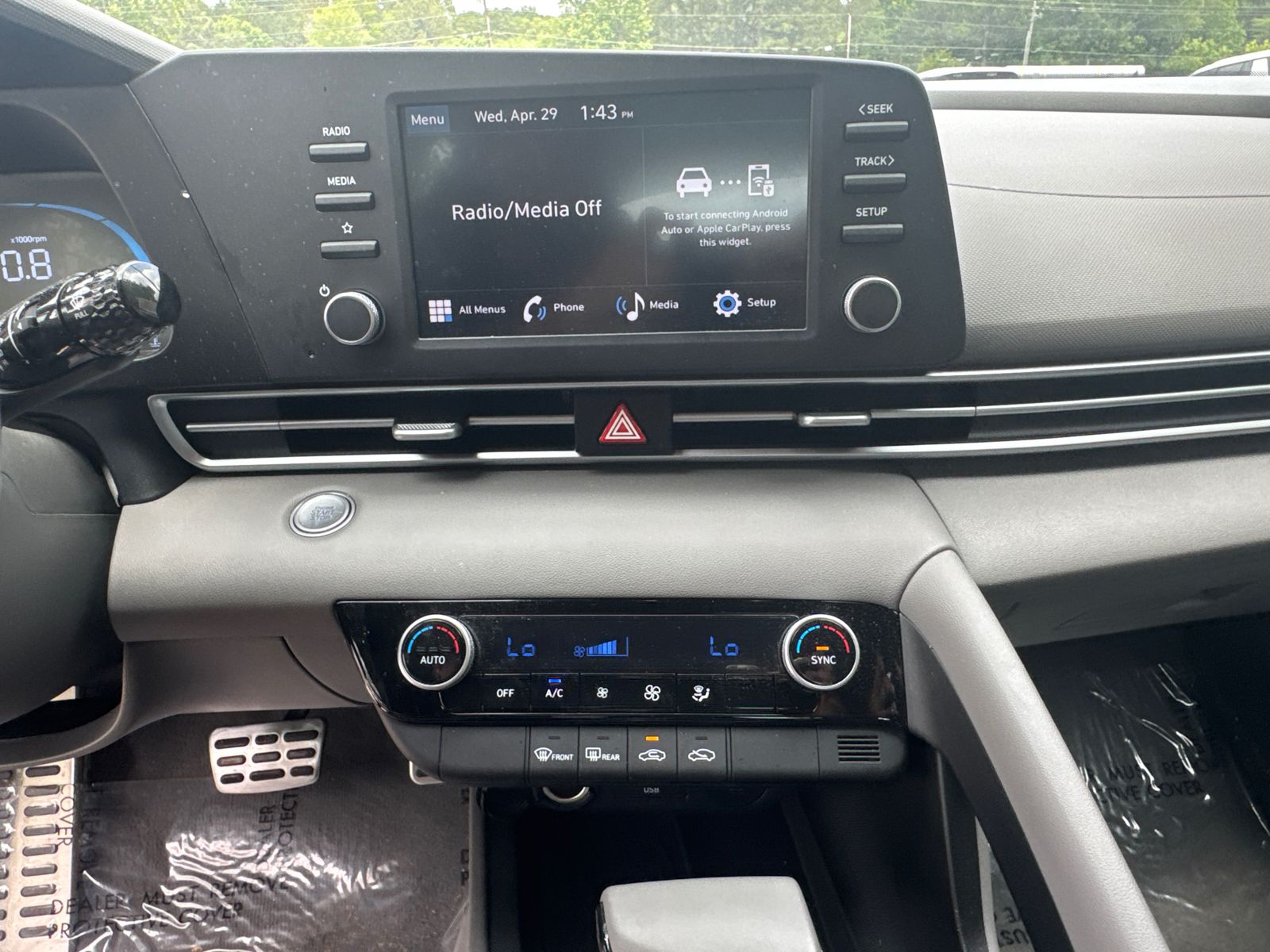 Certified Used 2025 Red Hyundai SEL Sport image 28