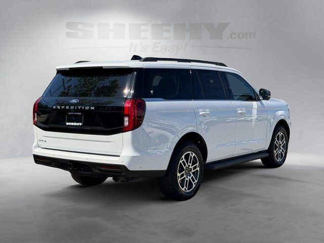 Certified Used 2025 Oxford White Ford Active image 14