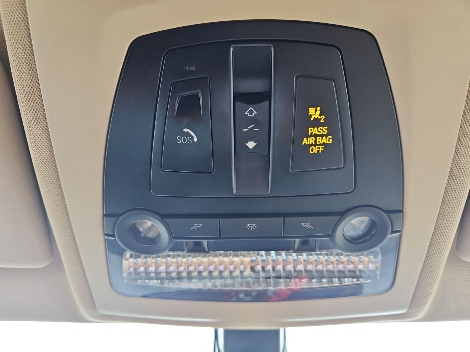 Used 2011 Silver BMW xDrive28i image 22