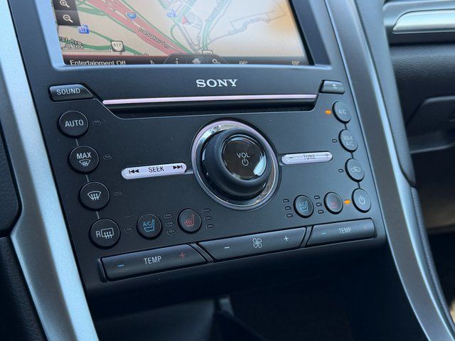 Used 2016 Oxford White Ford Titanium image 22