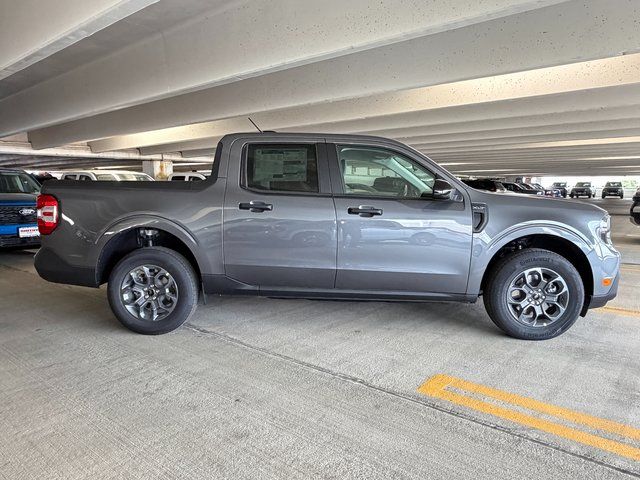New 2026 Carbonized Gray Metallic Ford XLT image 5