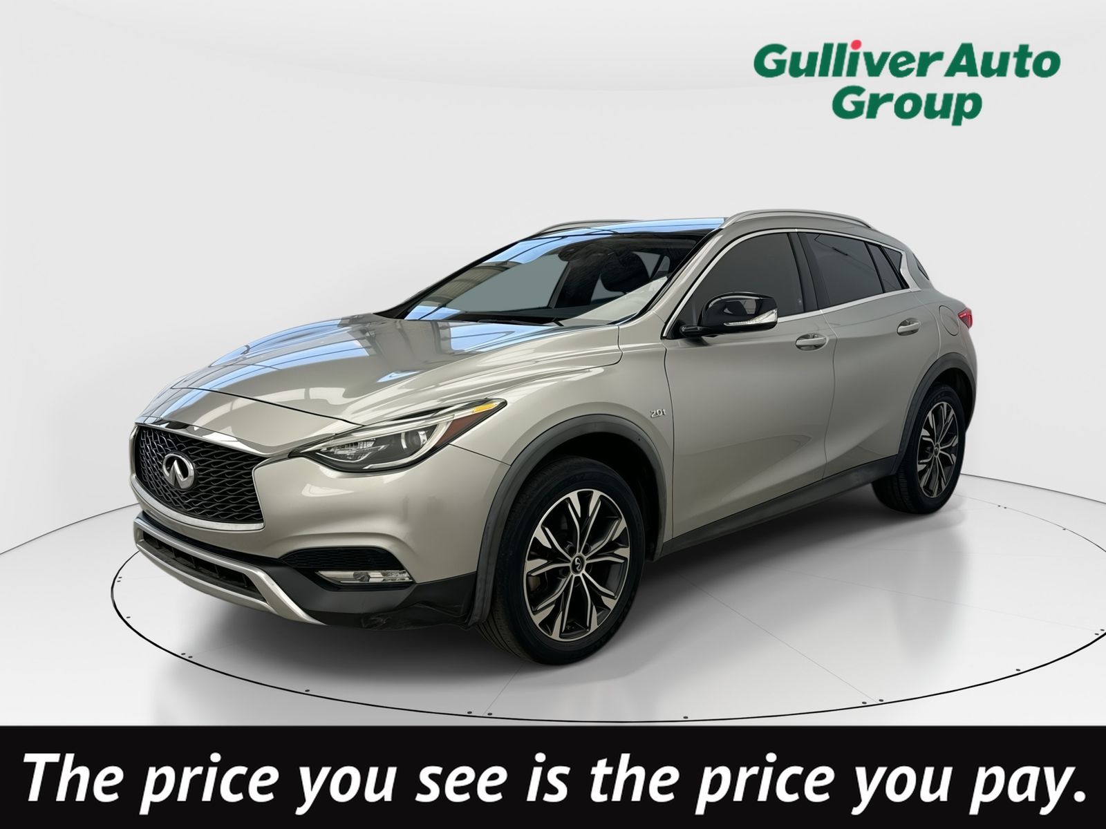 2018 INFINITI QX30 Premium AWD's photo