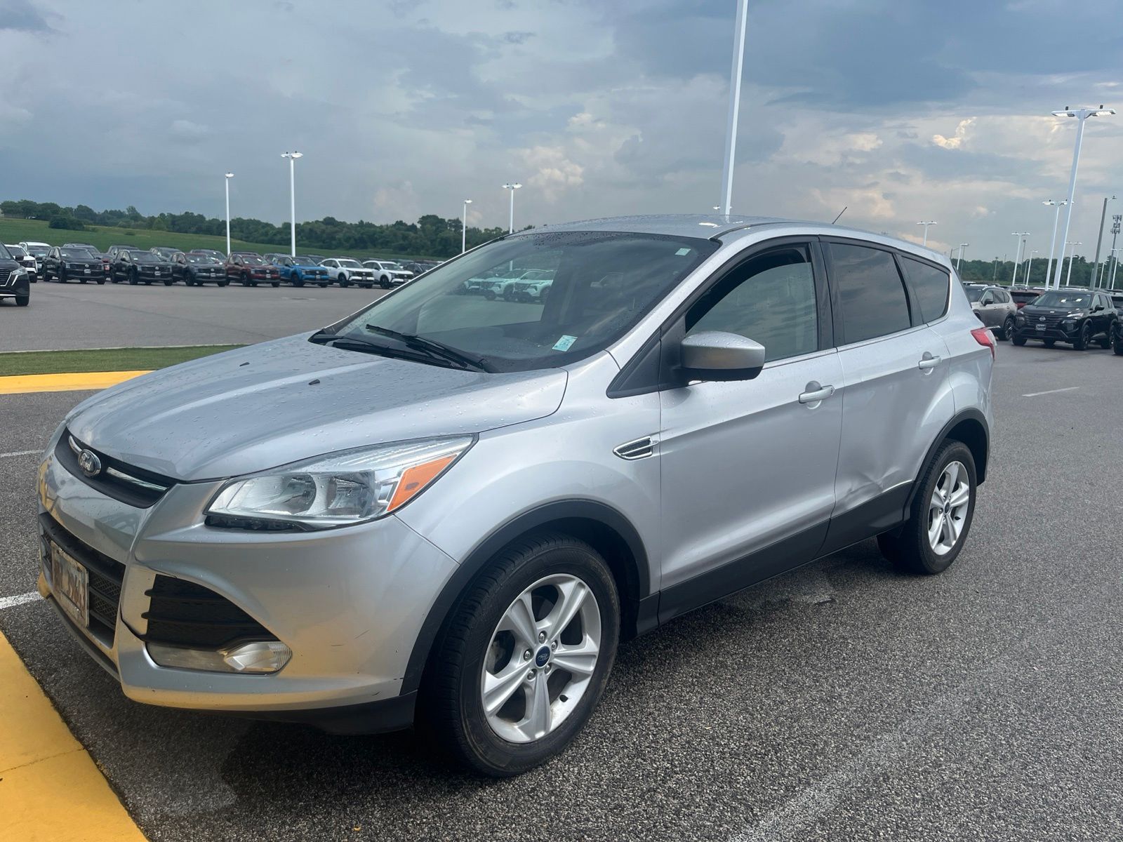 Ingot Silver 2016 Ford Escape SUV / Crossover Front-Wheel Drive 6-Speed Automatic