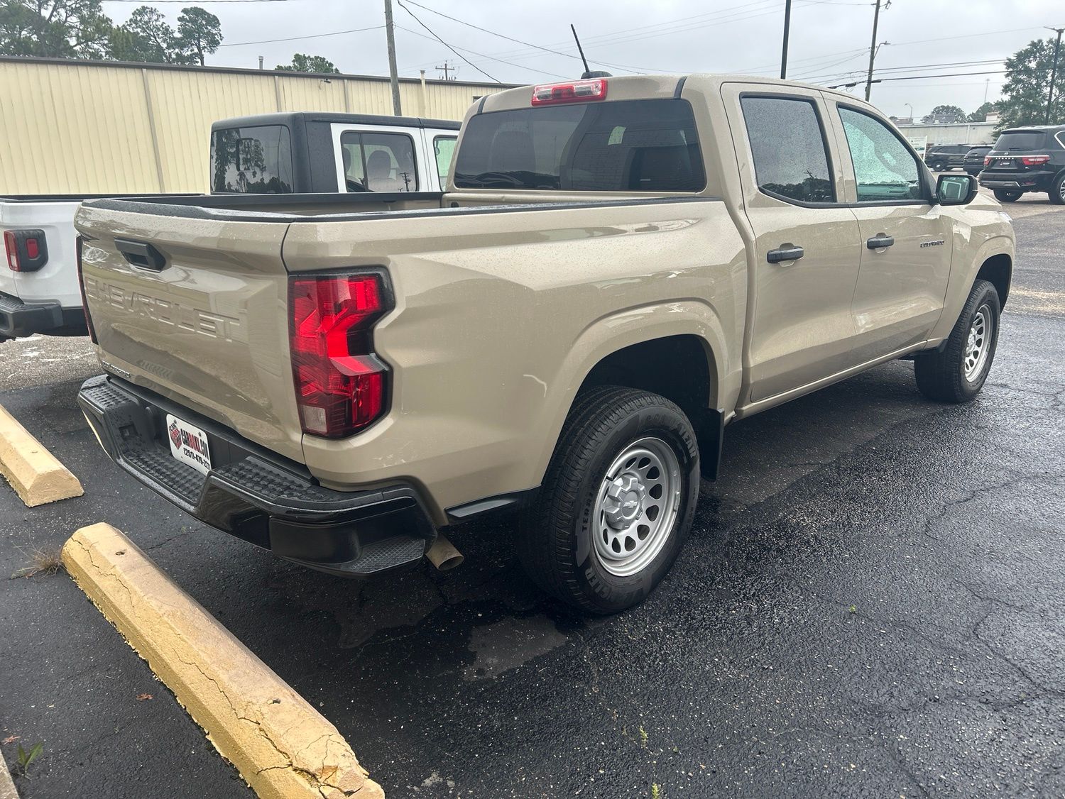 View vehicle photo 2