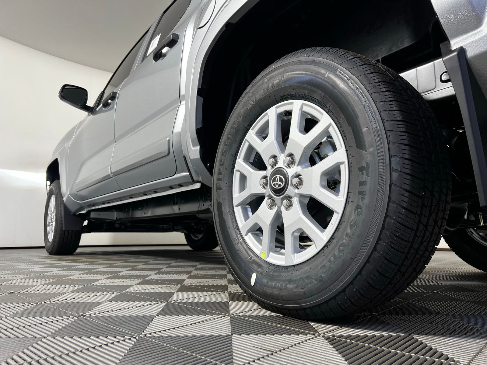 2025 Toyota Tacoma SR 20