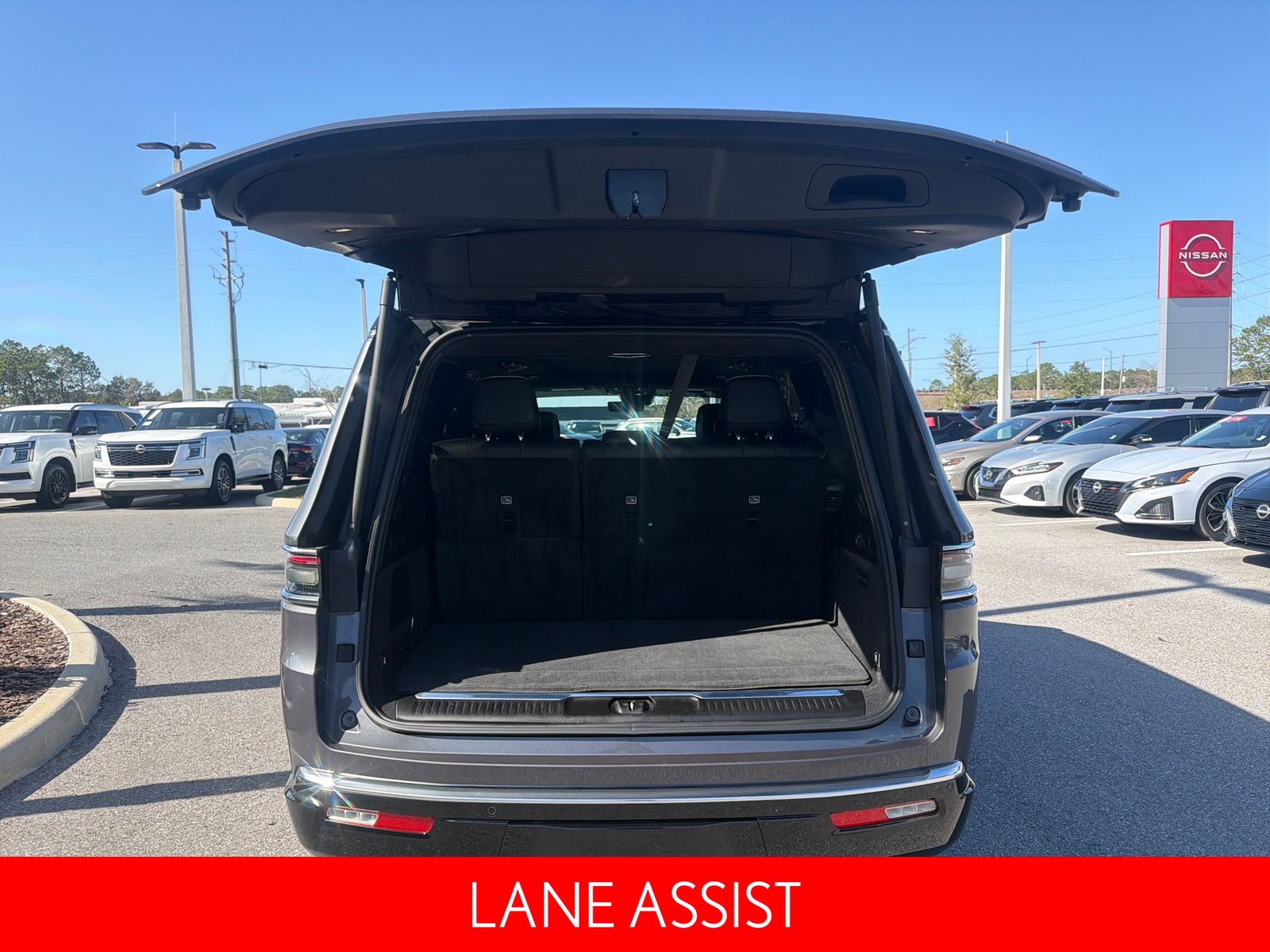 Used 2024 Jeep Grand Wagoneer Series III 4D Sport Utility