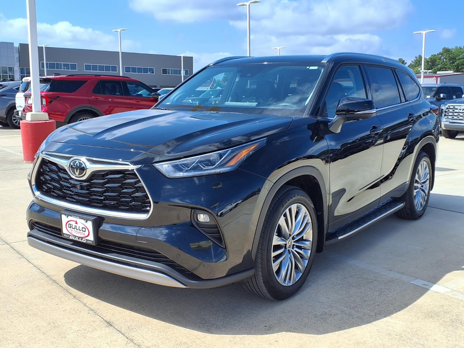 2024 Toyota Highlander Platinum Black at Toyota of Victoria