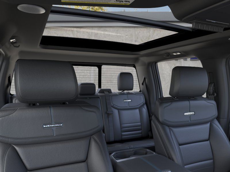 New 2026 Glacier Gray Metallic Tri-Coat Ford Platinum image 22