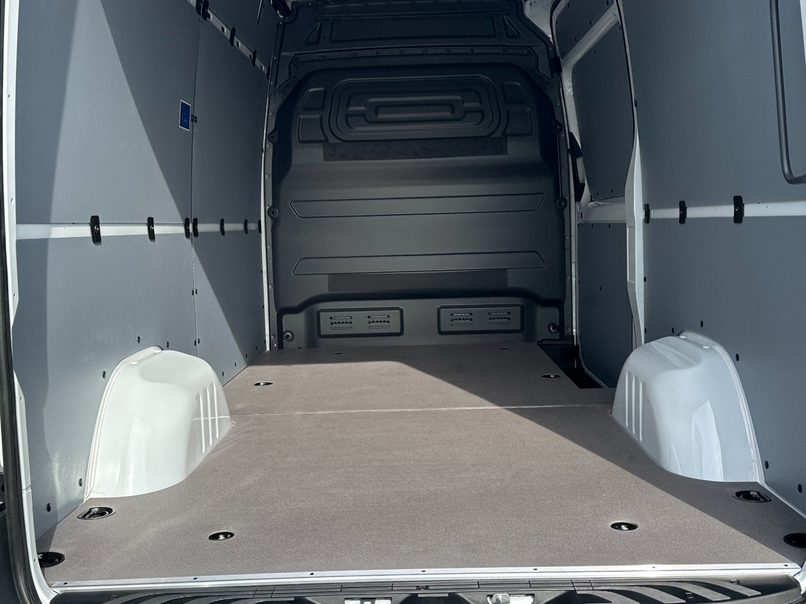new 2026 Mercedes-Benz Sprinter 2500 car