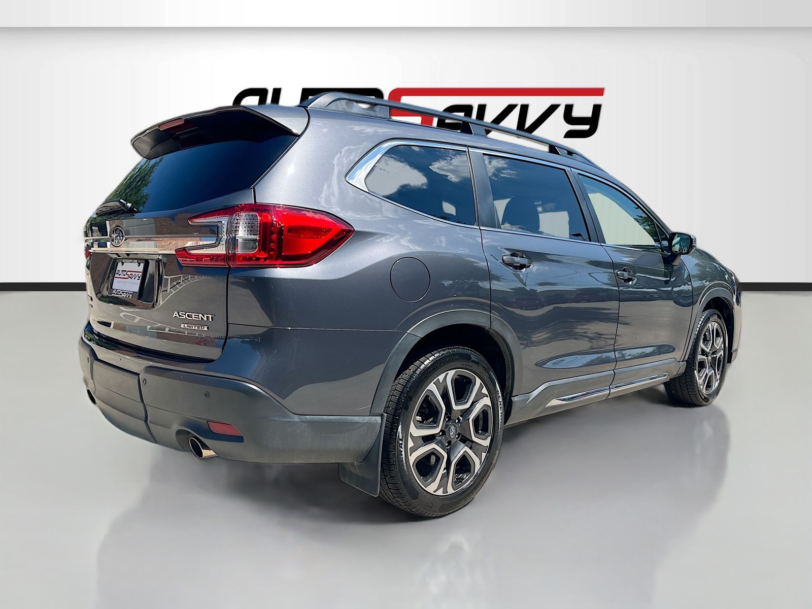 Used 2023 Gray Subaru Limited image 7